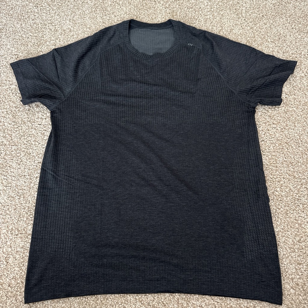 lululemon athletica Charcoal Short Sleeve Tee